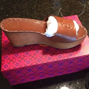 Brand new, never worn Tory Burch wedges.